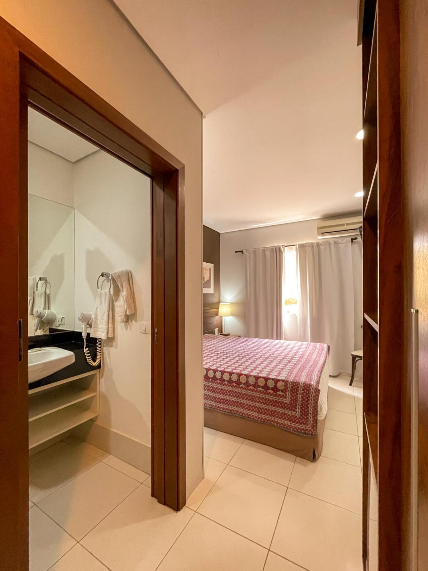 Taj Hotel Tres Lagoas Ngoại thất bức ảnh